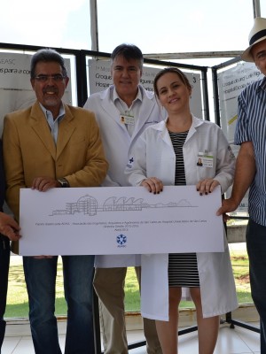 Os painéis com os croquis do projeto do H.E. foram doados pela AEASC para o Hospital Escola.