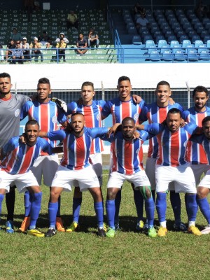Time sofreu apenas um gol; ataque ainda não marcou (Foto: Gustavo Curvelo/Divulgação)
