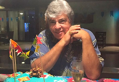 Cantor completou 63 anos com festa em Salvador