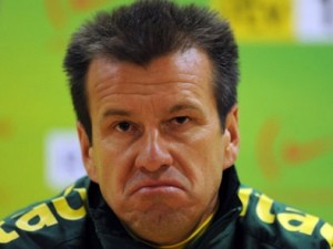 Reunião com Marco Polo Del Nero na CBF deve selar futuro de Dunga