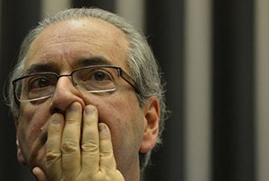 Conselho de Ética aprova parecer pela cassação de Cunha