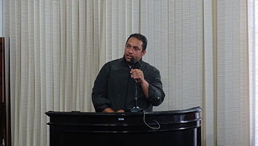 Cristiano Araújo, vice-presidente da Associação dos Moradores dos Bairros Cidade Aracy I e II e Antenor Garcia, falou durante a sessão plenária desta semana (assessoria de imprensa CMSC)