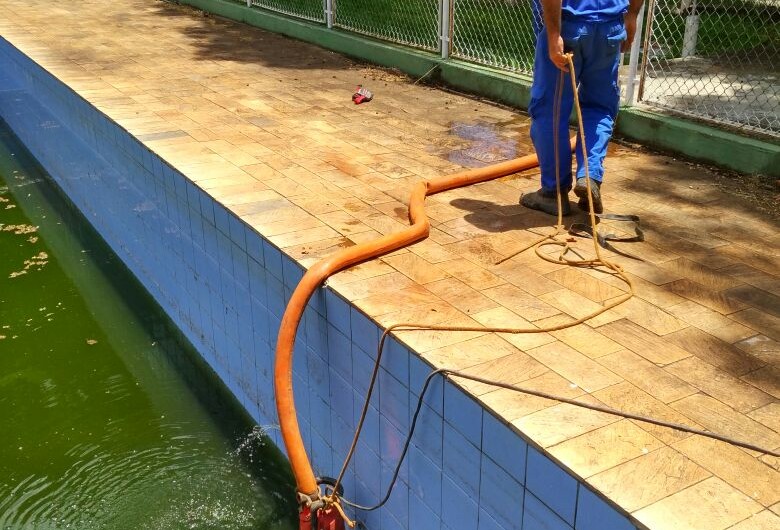 piscina CJ Monte Carlo (1)