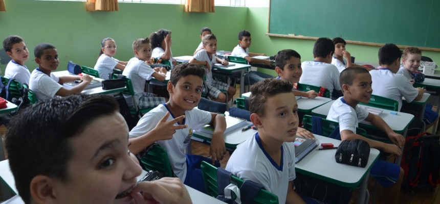 AAAESCOLA