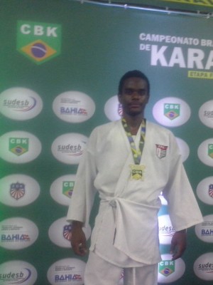 AAAKARATEI