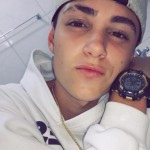 AAAJOVEMMORTO