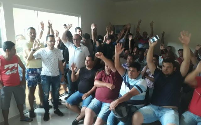 AAAONIBUSACABOU