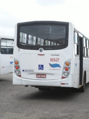 onibus-garagem-5-696x464