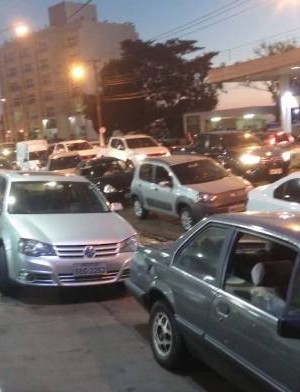 avenida-lotada-696x392