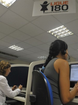 912291-agencia brasil_ligue 180_5457
