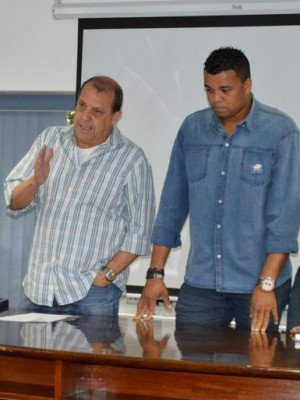 Plano-de-Resíduos-sólidos-será-concluído-em-6-meses-3-768x513