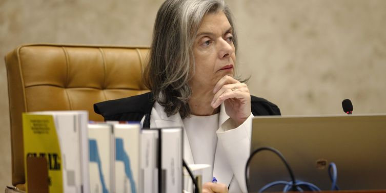 bancoimagemfotoaudiencia_ap_358798