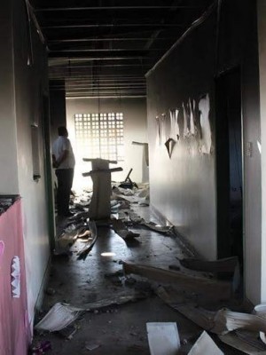 Posto de Saúde incendiado em comunidade de Jatobá (Pernambuco)