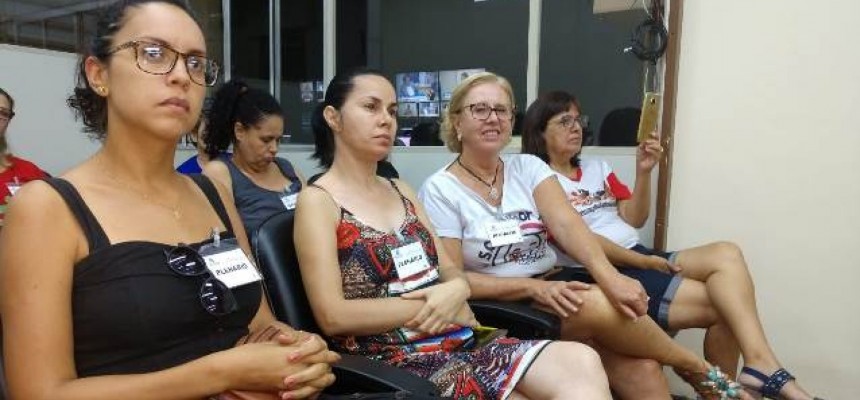 em-primeira-votacao-camara-aprova-proibicao-de-fogos-de-artificio-com-barulho-hjAh