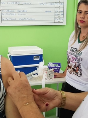 VACINAÇÃO GRIPE (3)