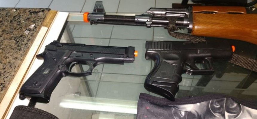 adolescente-com-replica-de-arma-de-fogo-provoca-panico-em-escola-5WUb