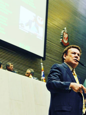 62237598_1220117671477087_4774746092497534976_n