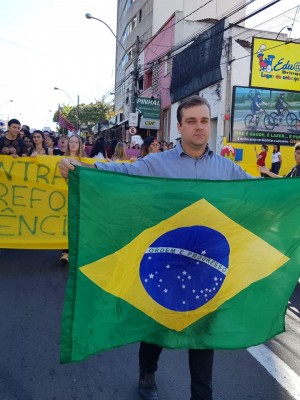 gustavo-pozzi-greve-previdencia