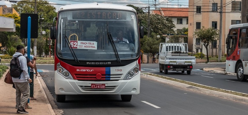 thumbnail_roselei_onibus