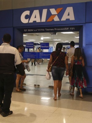 Agências da Caixa abrirão neste sábado para saque do FGTS