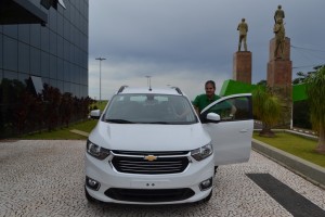 thumbnail_prefeito carro Educação