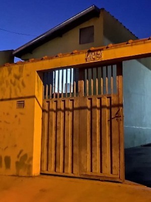tragedia-em-americo-brasiliense-mulher-e-morta-a-facadas-PWfI