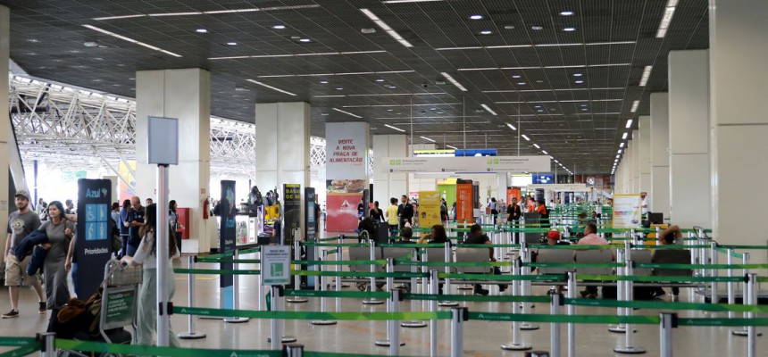 Movimentação no Aeroporto Internacional de Brasília.