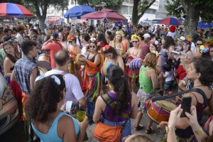 bloco_de_carnaval_abr_05012000027