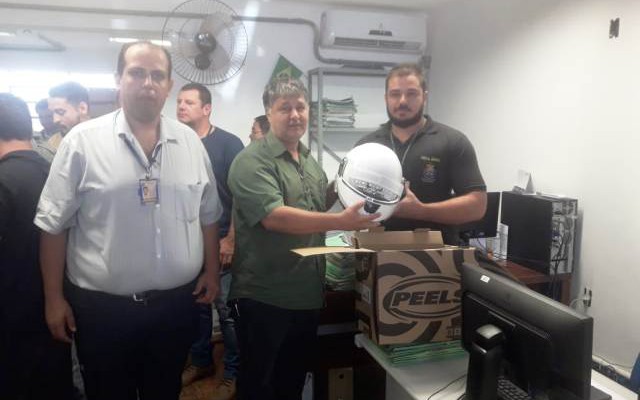 CAPACETES ENTREGA