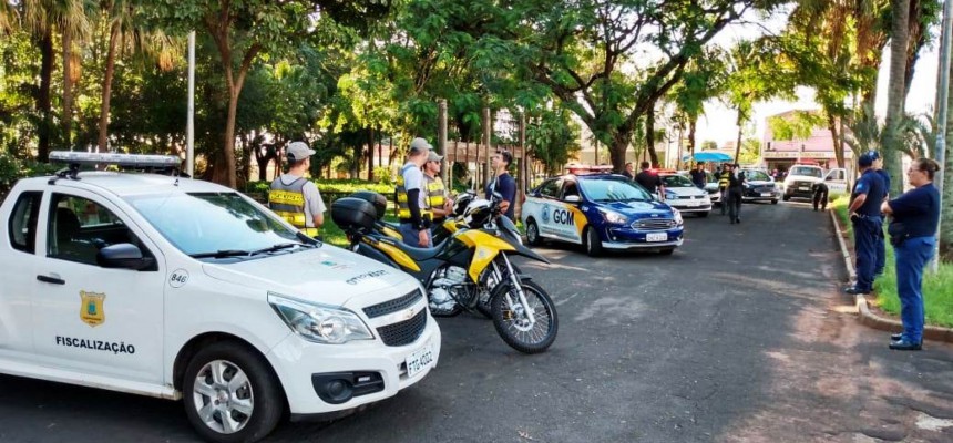 forcas-de-seguranca-tentam-conter-atividades-em-pracas-e-parques-CYnc