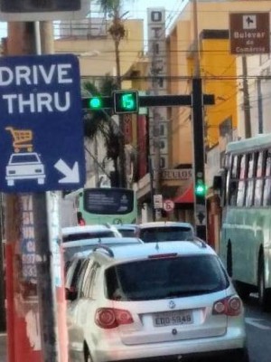 centro-de-araraquara-tera-faixa-exclusiva-para-drive-thru-IGa1 (1)