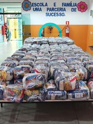 kit escolas