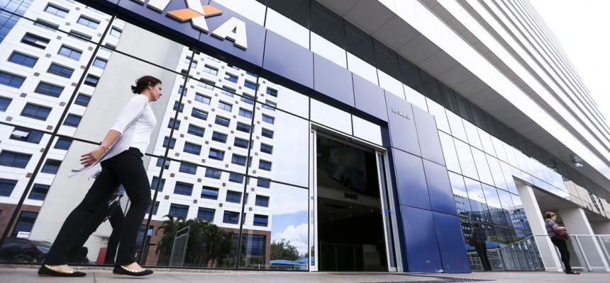 caixa_economica_federal0505202674-860x400