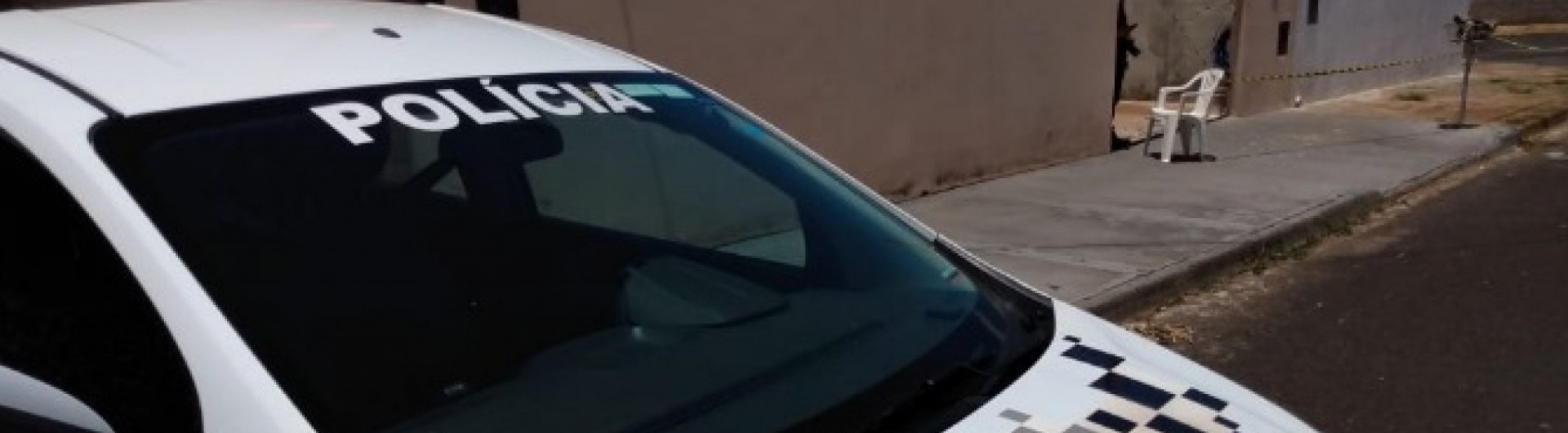 homem-agride-mulher-com-marretada-hrL4