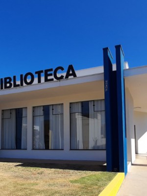 thumbnail_ibate biblioteca municipal