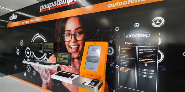 49264816831_94f6c218dd_b-600x300