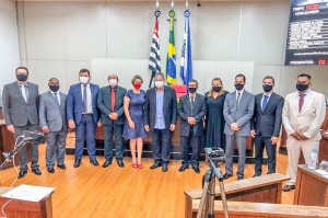 thumbnail_Posse_Ibate02