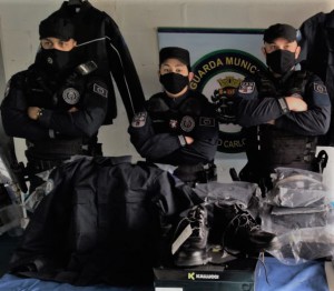 61de61a7-7e4c-4529-9a66-24a797131526