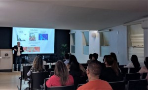 5dd8f93f-de2b-43b1-8c44-493a8a7c57f3