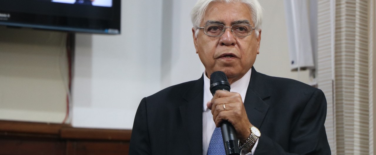 thumbnail_Azuaite França