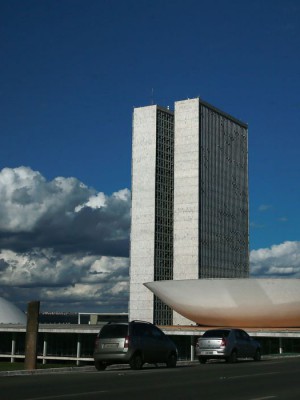 monumentos_brasilia_cupula_plenario_da_camara_dos_deputados3103201337