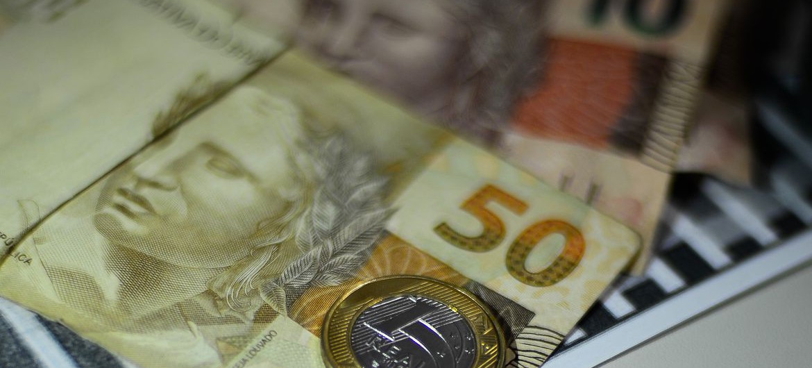 Economia, Moeda Real,Dinheiro, Calculadora