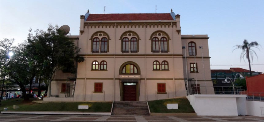 thumbnail_Euclides.praça.vazio