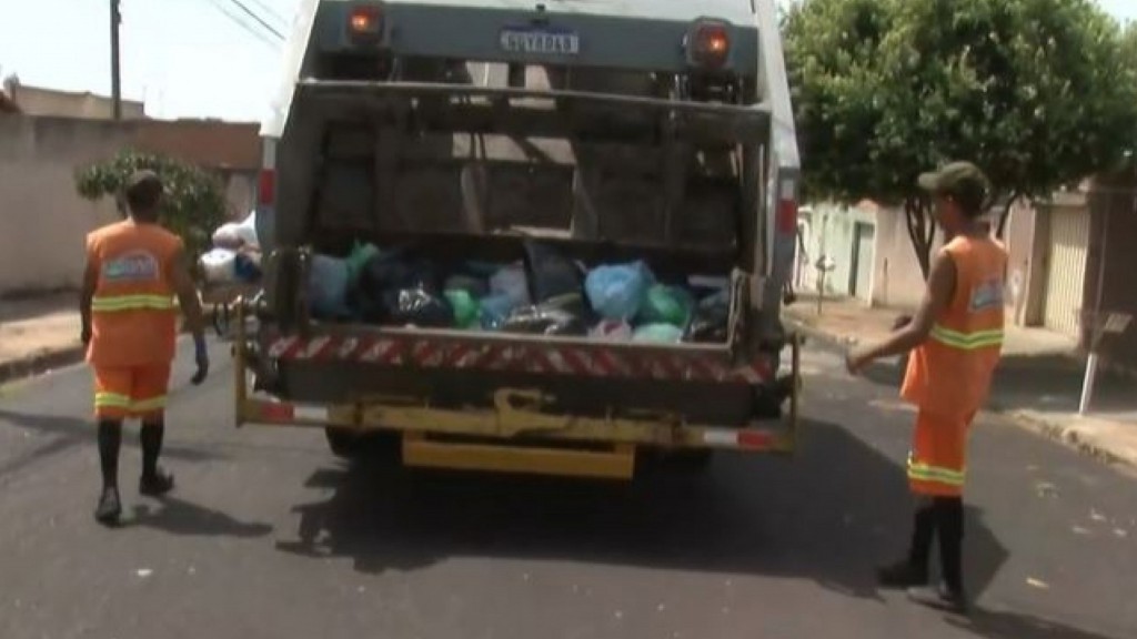 estribos-serao-mantidos-por-mais-3-anos-nos-caminhoes-6Dgo
