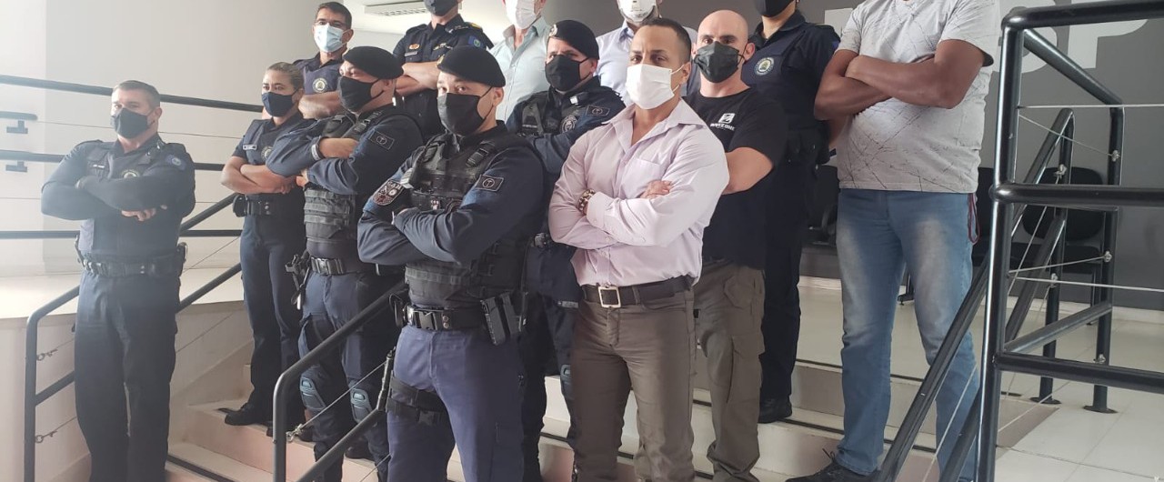 9ae33a3e-fab4-441b-854e-03fe16993a3f