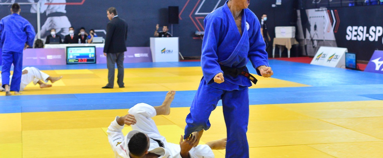 521a7346-2af1-45e1-adba-eebc85dc2222