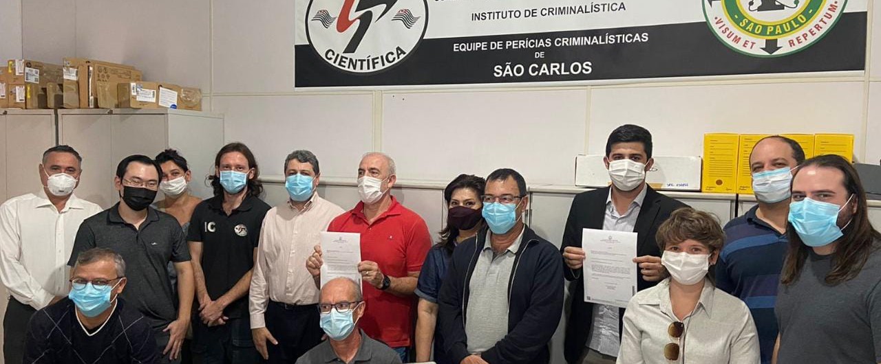 BZ e Polícia Cientifica.