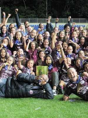 guerreiras-grenas-conquistam-o-paulista-sub-15-ANxR