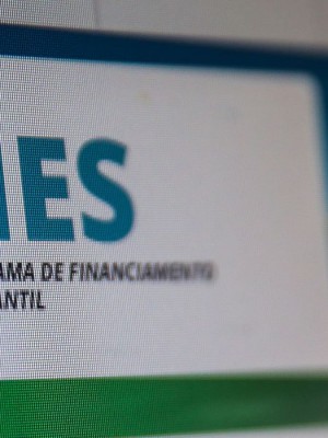 Fundo de Financiamento Estudantil,Fies