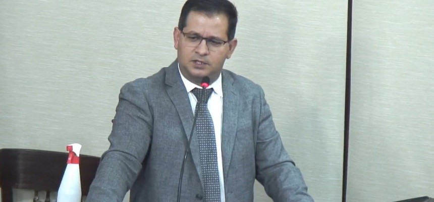 thumbnail_roselei_tribuna